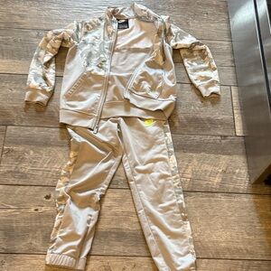 Nike Kids Beige Camo Sweatpants & Jacket Set